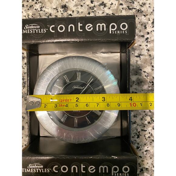 Sunbeam Timestyles Contempo Series Clock Silver Metal NIP - Picture 4 of 4